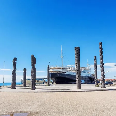 Holiday Azur By Interhome *