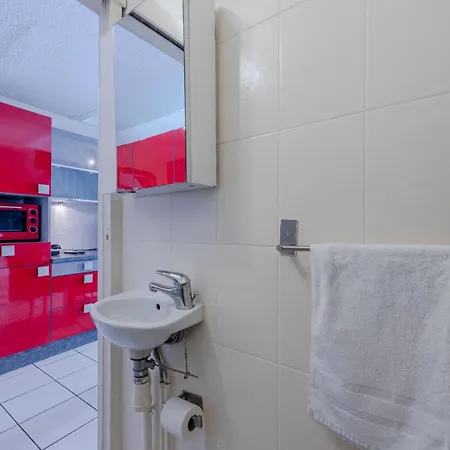 Holiday Azur By Interhome *