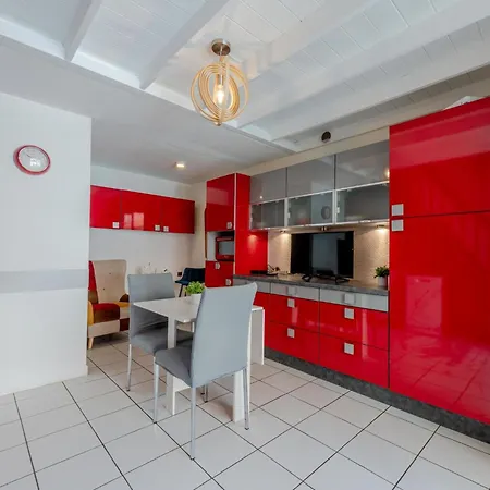 Ferienhaus Holiday Azur By Interhome