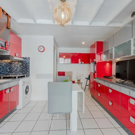 Holiday Azur By Interhome